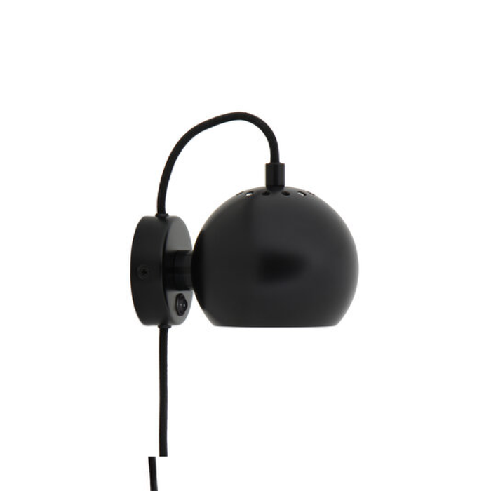    Ball_wall_lamp_black_-_on_off_switch_on_wall_box_-edited
